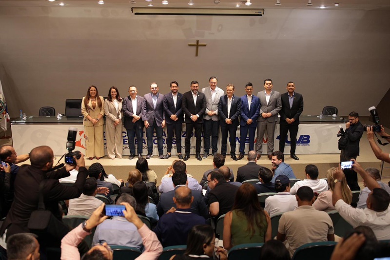 O Amazonas escreve sua própria história no municipalismo(União dos Vereadores do Brasil – Saccional Amazonas)