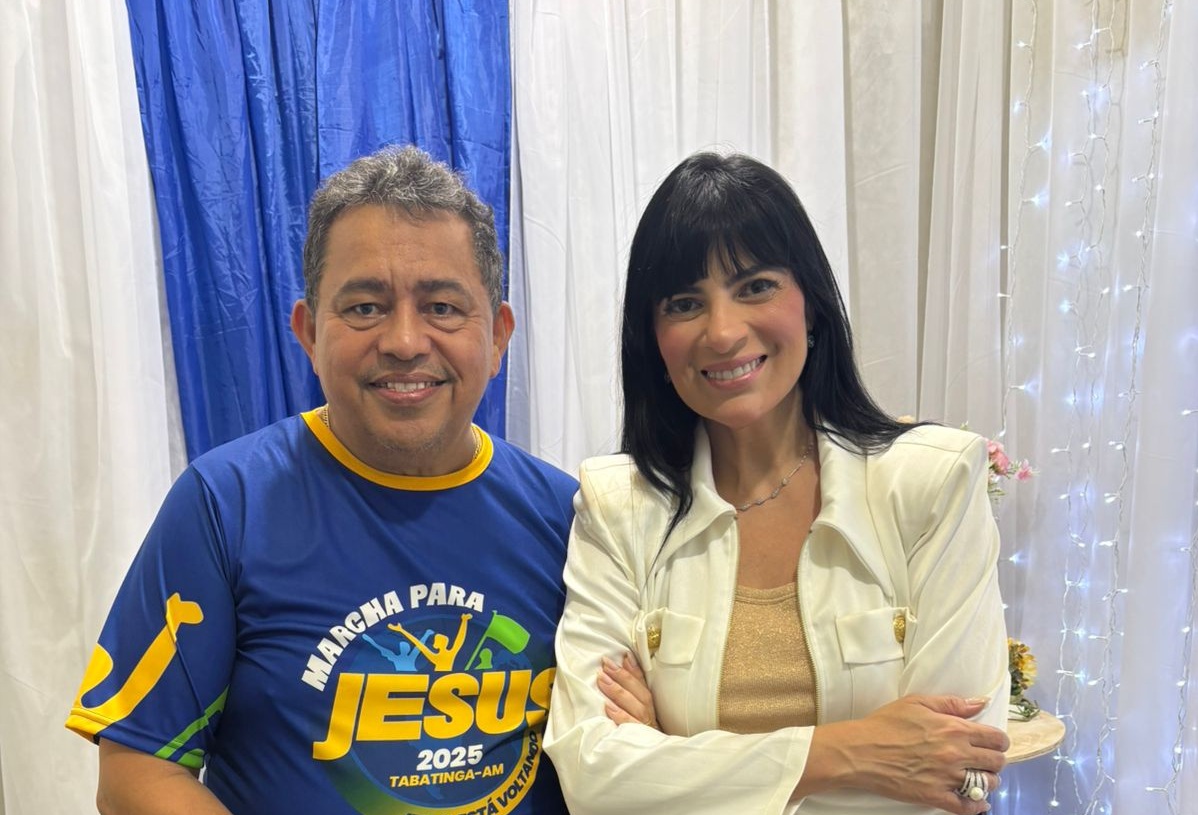 O Pastor Valdiberto Rocha, representando a OMEAM (Ordem dos Ministros Evangélicos do Amazonas), está presente no município de Tabatinga-AM participando da 5ª Marcha para Jesus, que este ano traz o poderoso tema:✨ “Jesus está voltando!”