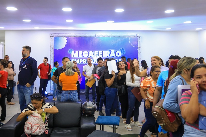 Prefeitura de Manaus realiza ‘2º Megafeirão de Empregabilidade’ em comemoração aos 50 anos do Sine