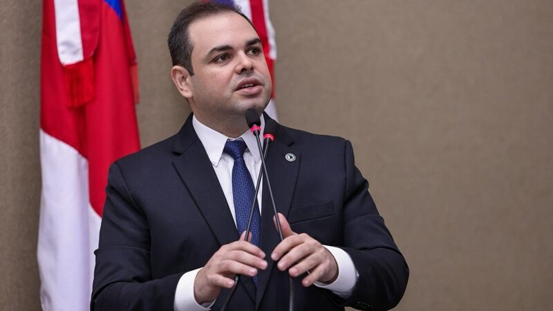 Presidente Roberto Cidade apresenta PL que protege consumidores negativados na contratação de planos de saúde