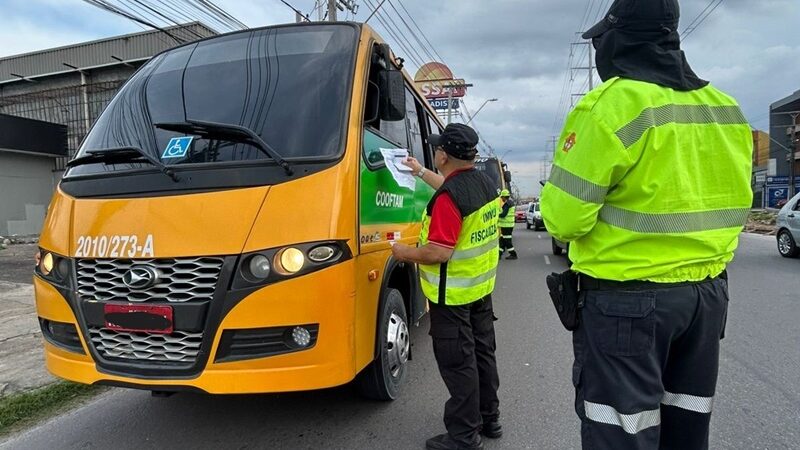 Operação ‘Transporte Legal’ na zona Leste resulta em apreensões de veículos irregulares