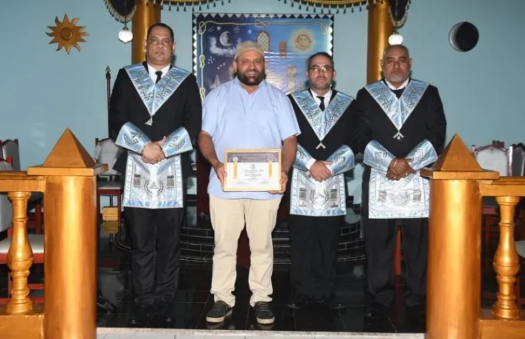 Prefeito Nicson Marreira recebe homenagem como Amigo da Maçonaria