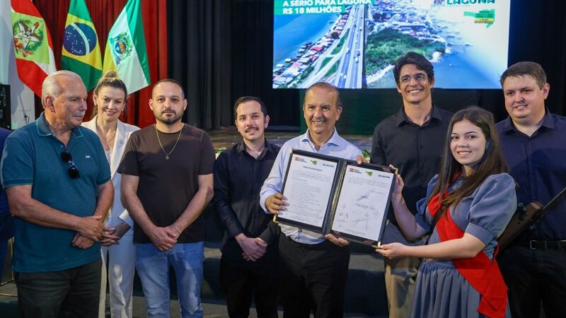 Em Laguna, Jorginho Mello anuncia R$ 33,4 milhões para melhorias em todas as escolas estaduais do município, dragagem de rios e obras de infraestrutura