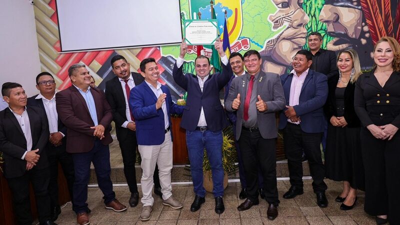 Roberto Cidade se torna cidadão de São Gabriel da Cachoeira, o município mais indígena do Brasil
