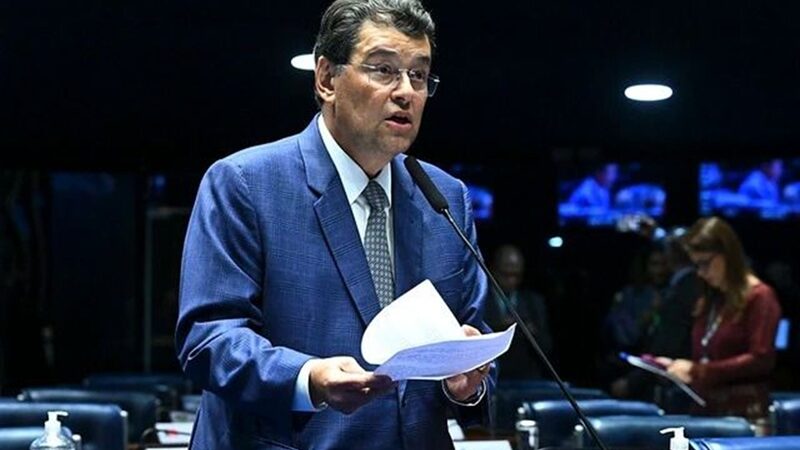 Projeto de Eduardo Braga prevê o uso de Inteligência Artificial para combater violência doméstica